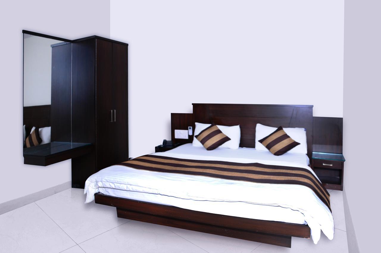 Hotel Usa New Delhi Luaran gambar
