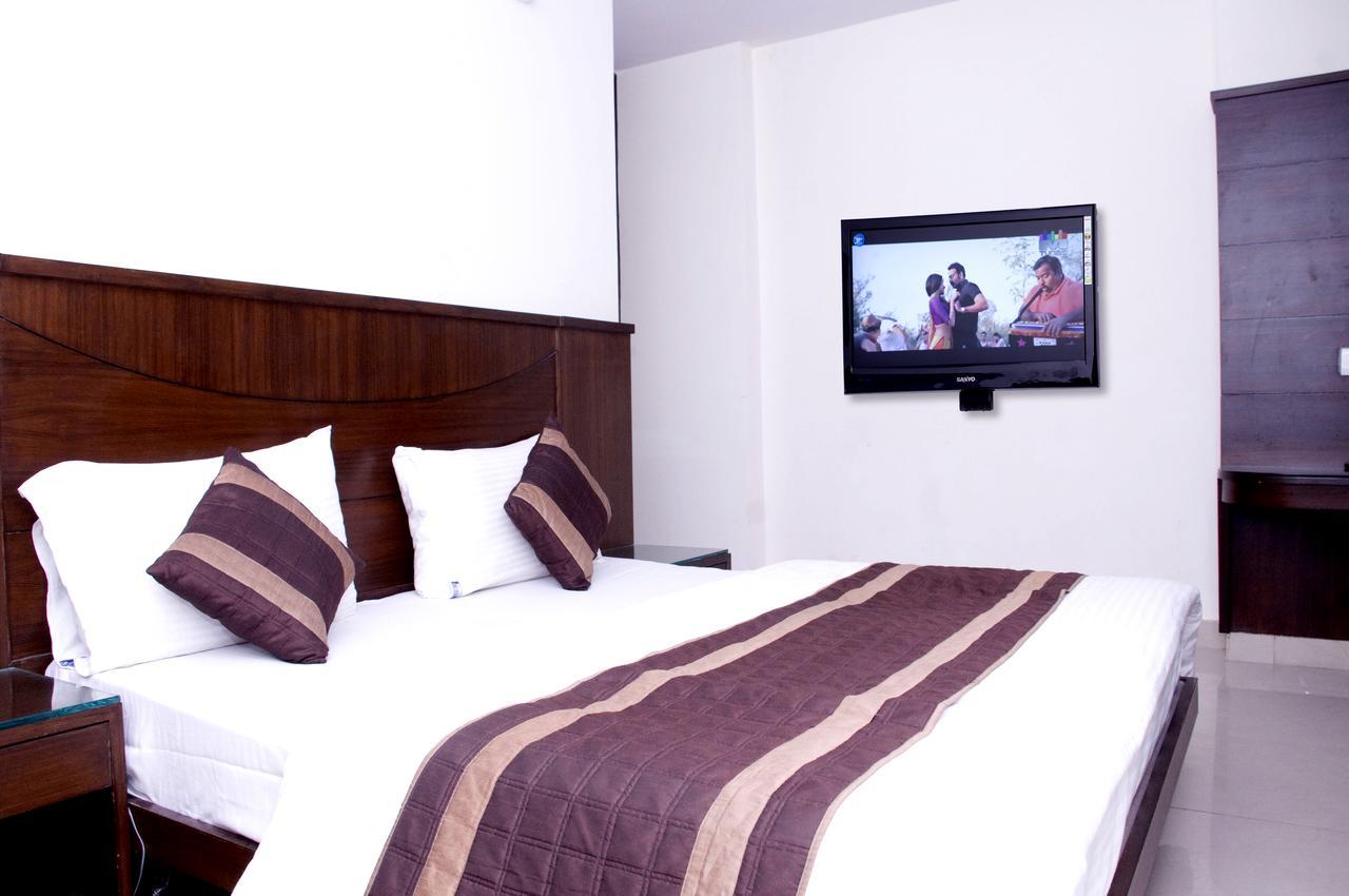Hotel Usa New Delhi Luaran gambar